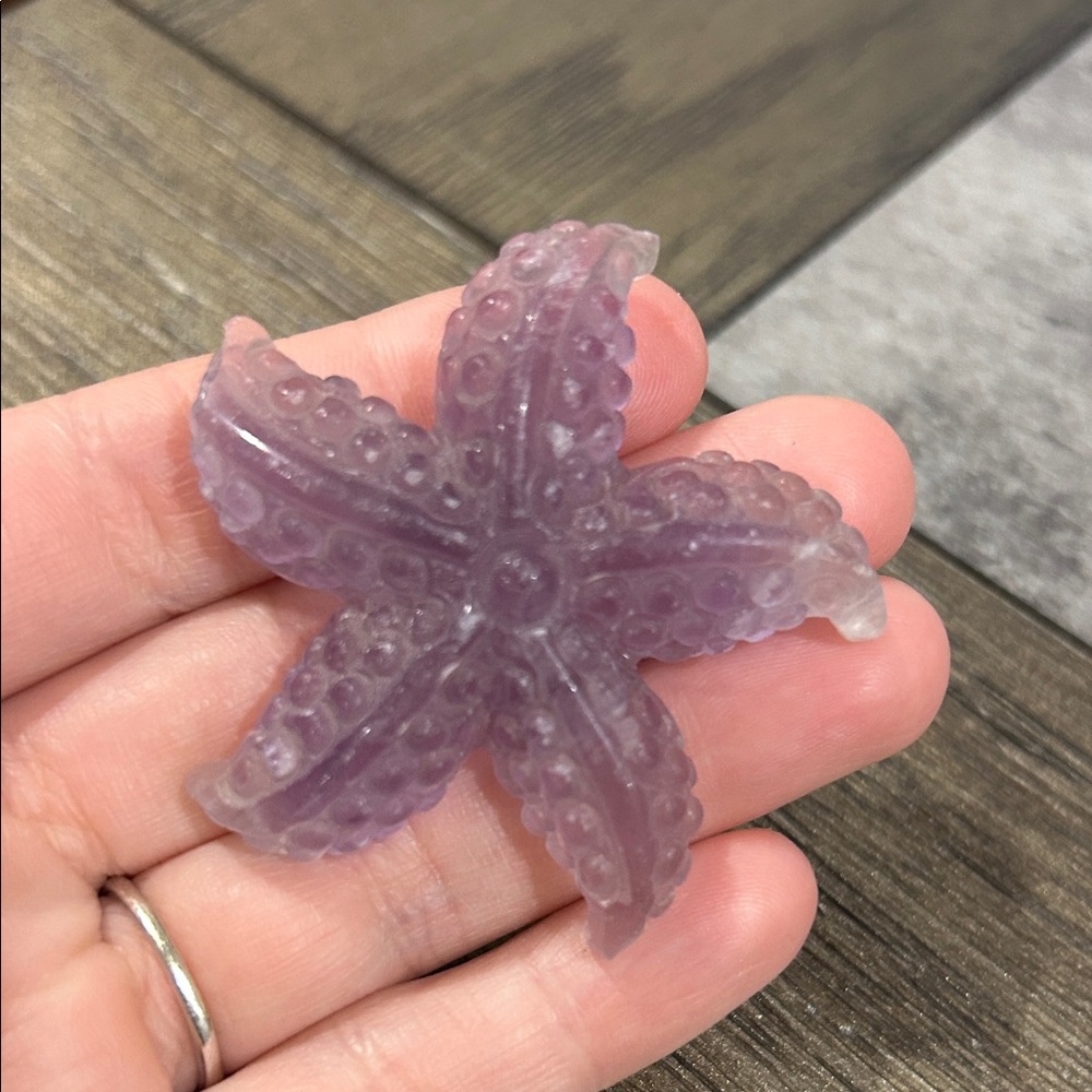 Lavender Fluroite Starfish Crystal Figurine - Picture 3 of 9